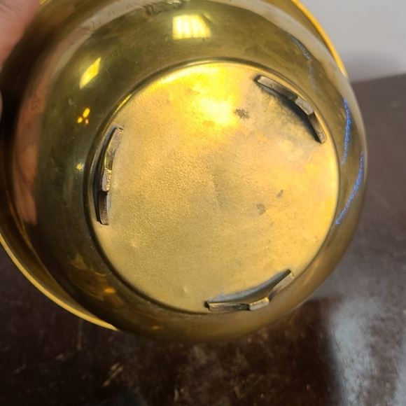 CHINESE BRASS ENGRAVED BOWL WITH A bird on a tree - Picture 5 of 9